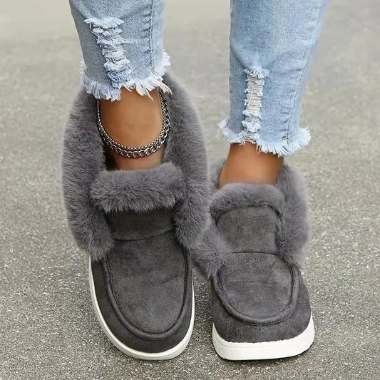 Alpine Stiefel aus Kunstfell